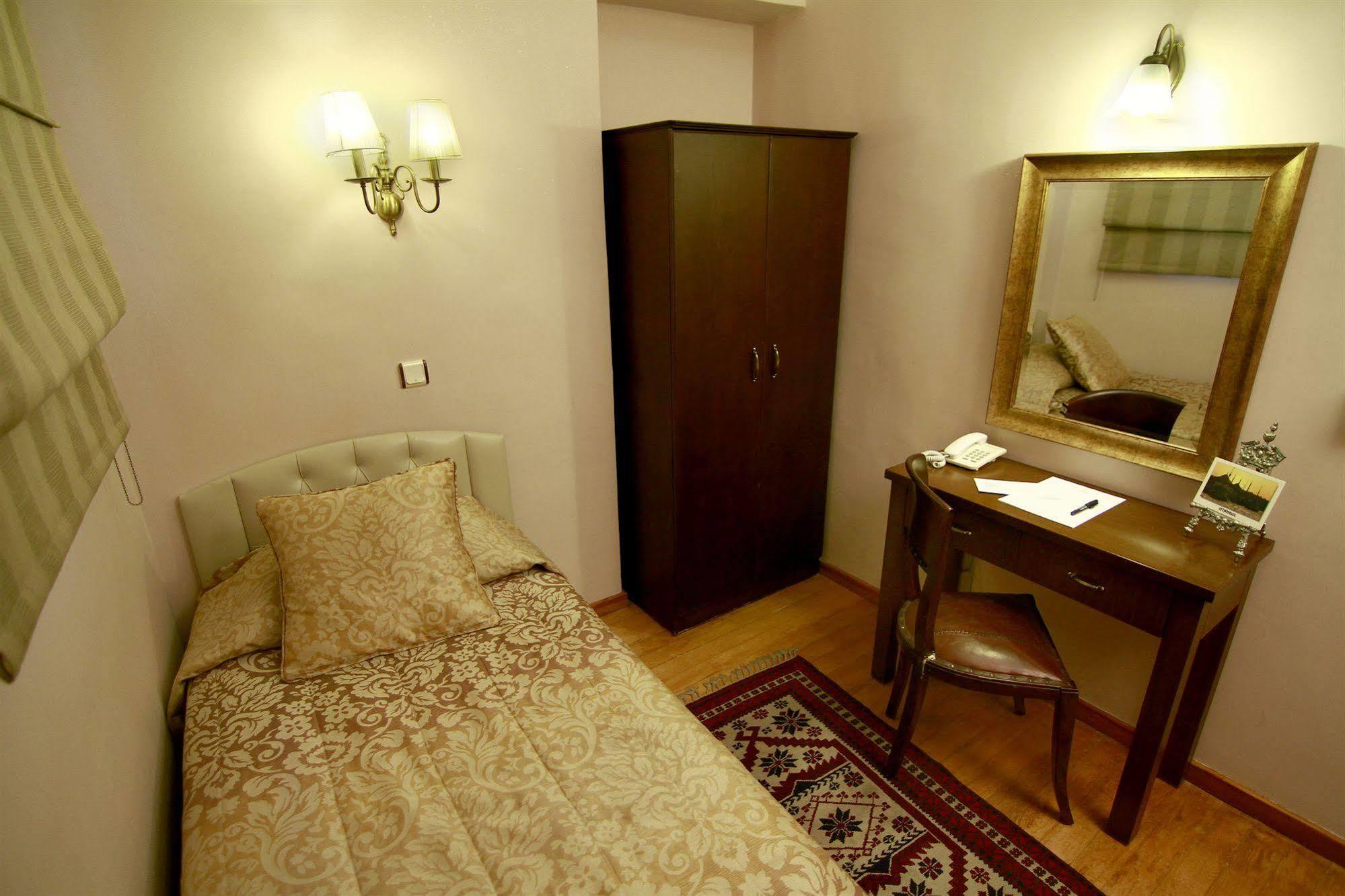 Hotel Uyan-Special Category Istanbul Exteriör bild